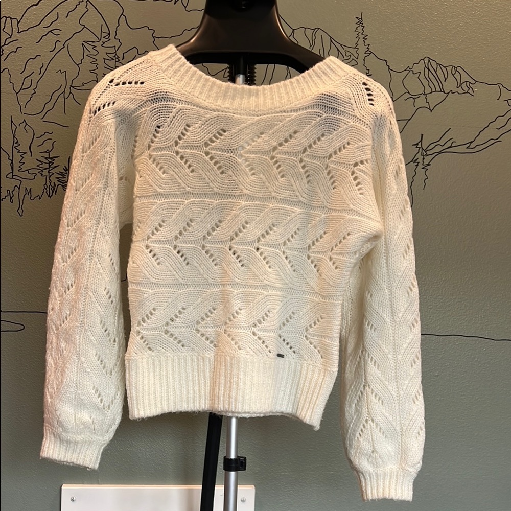 Abercrombie cream sweater
